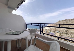 beautiful apartment with sea view