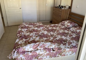 Beautiful Bright 3 Bed Home In Popular Sought After Private Gated Community.