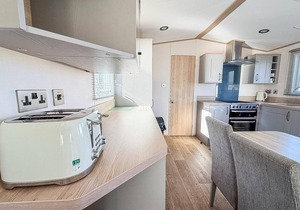 Beautiful caravan at Manor Park nearby Hunstanton beach ref 23030W