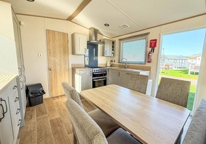 Beautiful caravan at Manor Park nearby Hunstanton beach ref 23030W