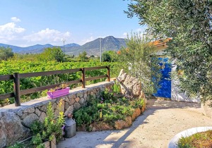 Beautiful cottage with panoramic views of the surrounding nature