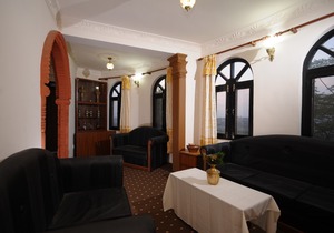 Beautiful Double Room in Hotel Manohara Pvt Ltd