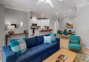 Beautiful duplex close to lake with free WiFi, central AC, private W/D, patio