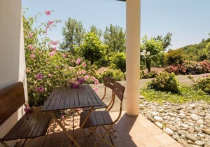 Beautiful typical Basque apartment in residence with swimming pool