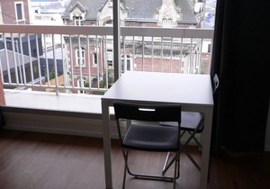 Beautiful furnished apartment - Rouen right