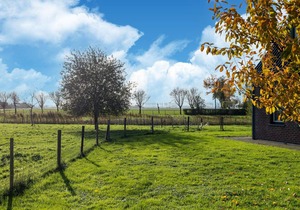 Beautiful holiday home in Sint Kruis with garden
