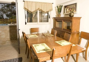 Beautiful Holiday house for 10 persons, with swimming pool