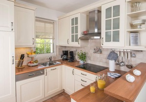 Beautiful holiday home with EV charging station for the discerning connoisseur. In this stylish ambiance, your vacation will become pure pleasure.