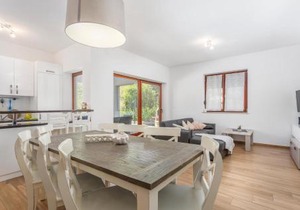 Beautiful Home In Gostinjac With Wifi