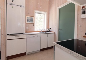 Beautiful home in Nexø with WiFi