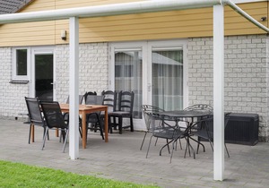 Beautiful home in Wemeldinge with WiFi