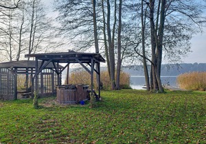 Beautiful home in Wilcze with WiFi