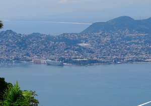Beautiful House in Las Brisas Acapulco, amazing view. 3 persons Service included