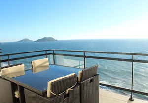 Beautiful New Beach condo in Pearl Tower, Mazatlan