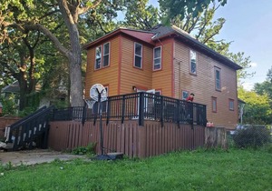 Beautiful Two Story Home by Fountain Lake and Mayo Clinic