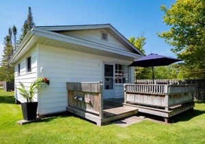 Bel Air Cottages and Motel