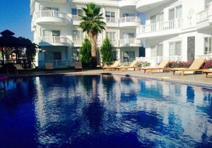 BELKA GOLF RESİDENCE Poolside apt1 Belek