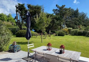 Belle Ile en Mer, traditional farmhouse in hamlet near Locmaria