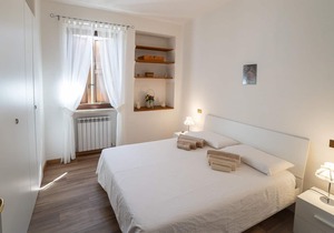 Belvilla by OYO Snug apartment with shared pool
