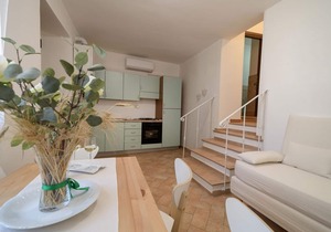 Belvilla by OYO Snug apartment with shared pool