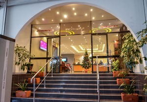 Best Western Plus Meridian Hotel
