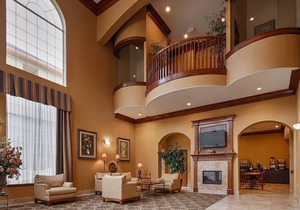 Best Western Plus New Caney Inn & Suites