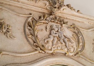 Bien d'exception en face du Palais des Papes