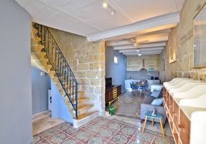 Birgu Home in Vittoriosa w/Balcony Views of The Grand Harbour | EPL 6B