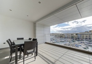 Blue Harbour, 2 Bedroom apartment with Marina View