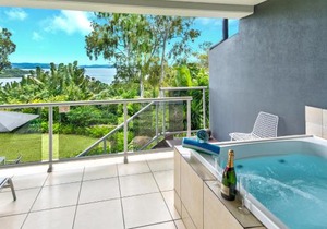 Blue Water Views Apartments
