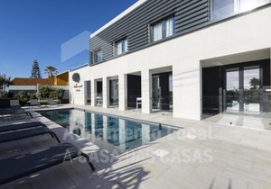 Bluevillas Ribamar T3 by ACasaDasCasas