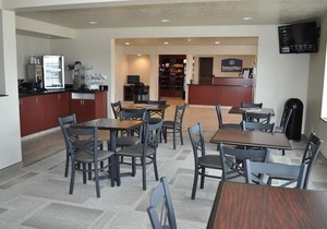 Boarders Inn & Suites- Broken Bow