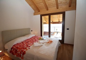 Borgo La Sorgente - Tulipano, Germasino, Italy