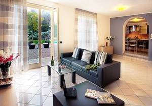 Brand New Apartments in a Tranquil Setting - Griante Apt 4, 3 Bedrooms, Sleeps 6