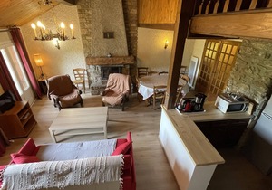 Bright and welcoming cottage in the heart of the farmhouse