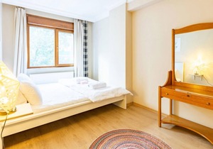 Bright Apartment near Trendy Attractions in Moda