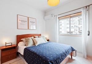 Bright & Cosy apartment for 4 in Almada
