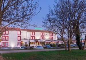 Brit Hotel La Rochelle Périgny