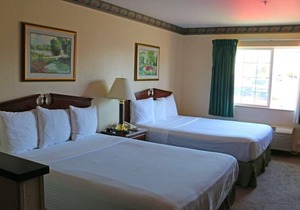Budget-Friendly Stay in GuestHouse Kelso Longview! 3 Great Units, Free Parking