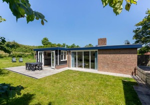 Bungalow ∙ 3 bedrooms ∙ 6 guests
