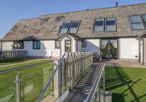Cabin ∙ 2 bedrooms ∙ 4 guests