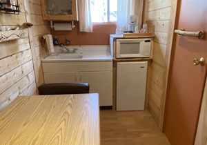 Cabin 3 at The Cedaredge Lodge/Dog Friendly