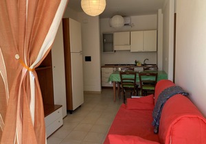Calabria 5-minute walk to the sea. Free at mid-August!