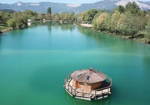 Camping Le Lac Bleu* - Mobile home Loggia Confort 3 rooms 4 people Air-conditioned Lakeside