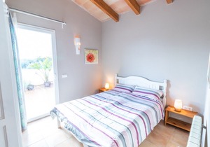 Can Flores FLAT 3 » apartment in private villa with pool close to the beach