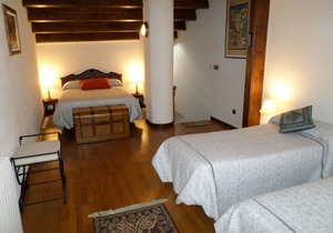 CAN VILA RUPIT VACATION HOUSE in full medieval center with magnificent views