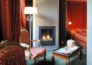Canal Suites