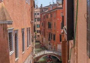 Canal View San Marco Luxury Rooms