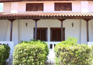 Candia House