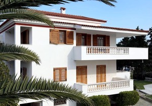Candia House